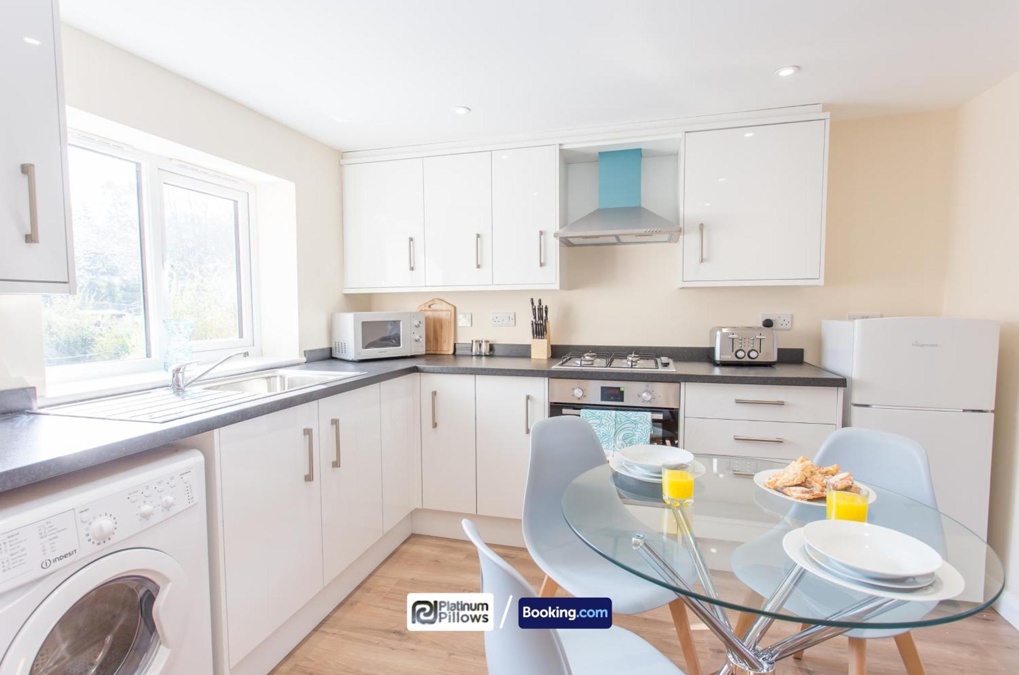 Modern Oxford 2 Bedroom Apartments, Near John Radcliffe Hospital, Weekly & Monthly Deals Exterior photo