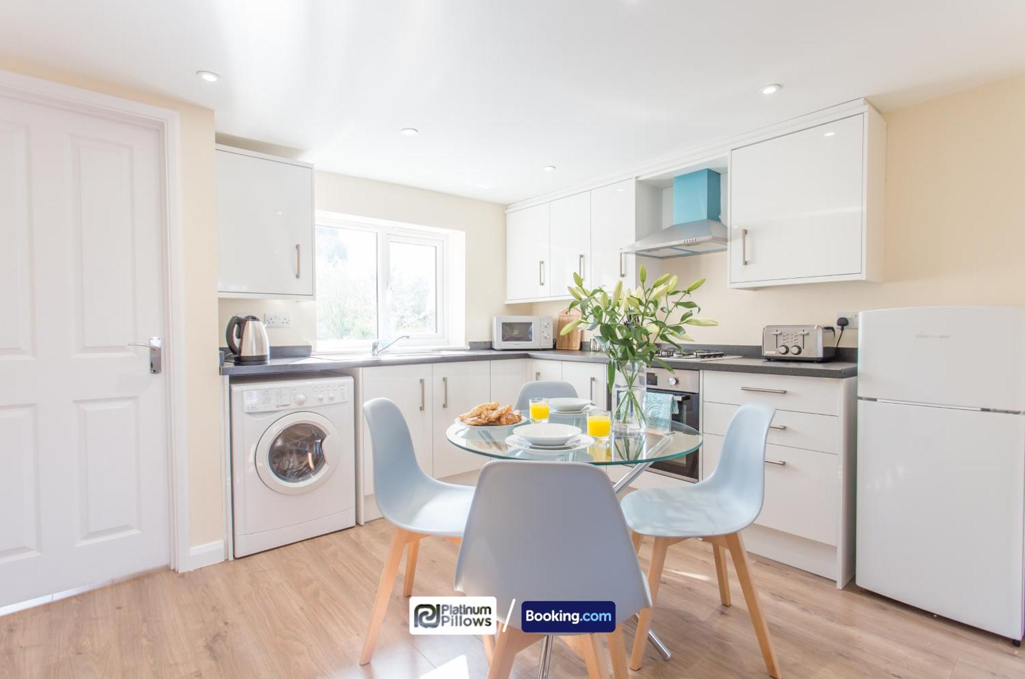Modern Oxford 2 Bedroom Apartments, Near John Radcliffe Hospital, Weekly & Monthly Deals Exterior photo